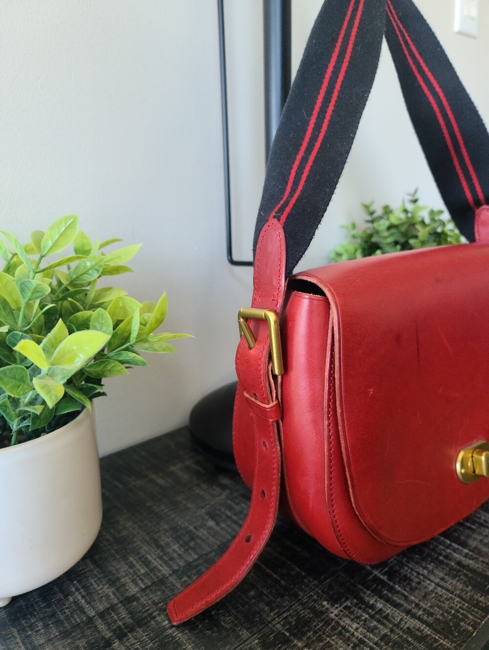 Polo Ralph Lauren Red Leather Saddle Bag - Picture 4 of 14